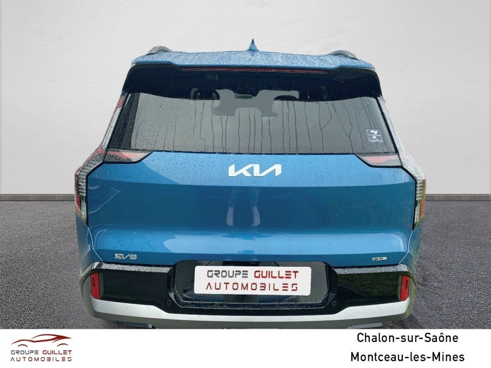 KIA EV9 385 ch AWD - véhicule d'occasion - Groupe Guillet - Hall de l'automobile Kia - Suzuki - Mitsubishi Chalon - 71380 - Saint-Marcel - 5