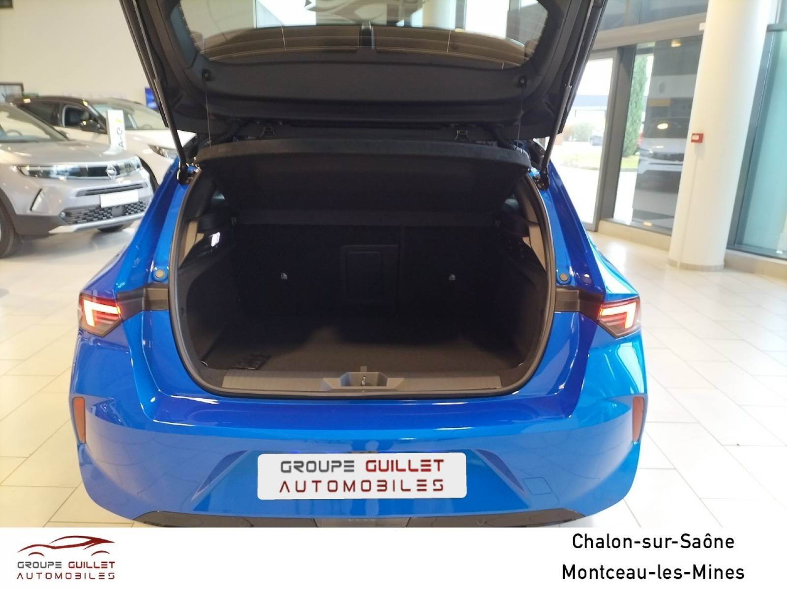 OPEL Astra Electrique 156 ch & Batterie 54 kWh - véhicule d'occasion - Groupe Guillet - Opel Magicauto Chalon - 71380 - Saint-Marcel - 6