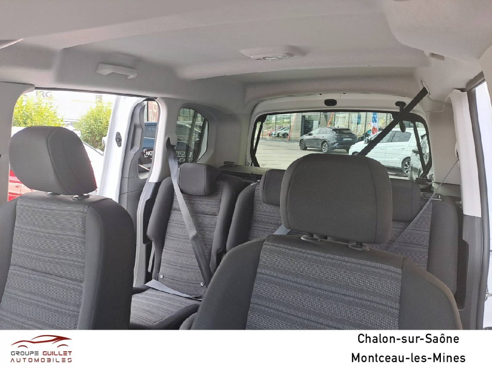 OPEL Combo Life L1H1 1.5 Diesel 100 ch Start/Stop - véhicule d'occasion - Groupe Guillet - Opel Magicauto Chalon - 71380 - Saint-Marcel - 32