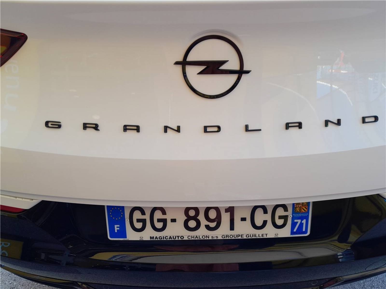 OPEL Grandland 1.2 Turbo 130 ch BVA8 - véhicule d'occasion - Groupe Guillet - Opel Magicauto - Chalon-sur-Saône - 71380 - Saint-Marcel - 5