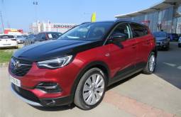 OPEL Grandland X Hybrid4 300 ch AWD BVA8  Ultimate - véhicules d'occasion - Groupe Guillet